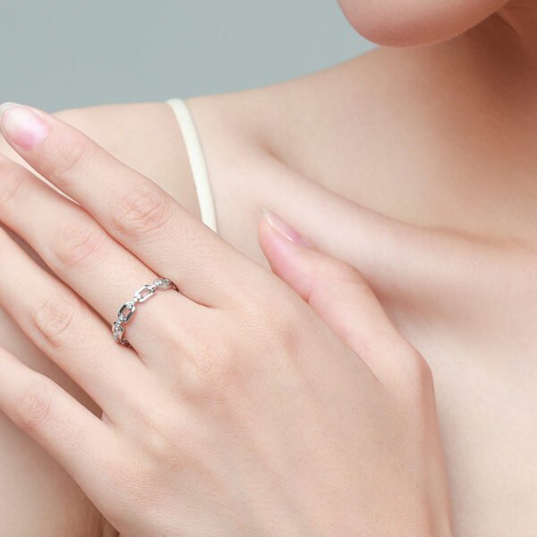 S925 sterling silver flash diamond chain ring women's European and American fashion food finger ring online popular ins all-match ring cross-border wholesale - Image 2