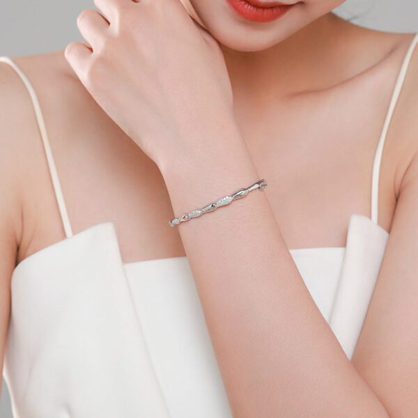 S925 Sterling Silver Bracelet Women's Fashion Personality Diamond-encrusted European and American Style Bracelet Temperament All-match Cross-border High-end Hand Jewelry - Image 2